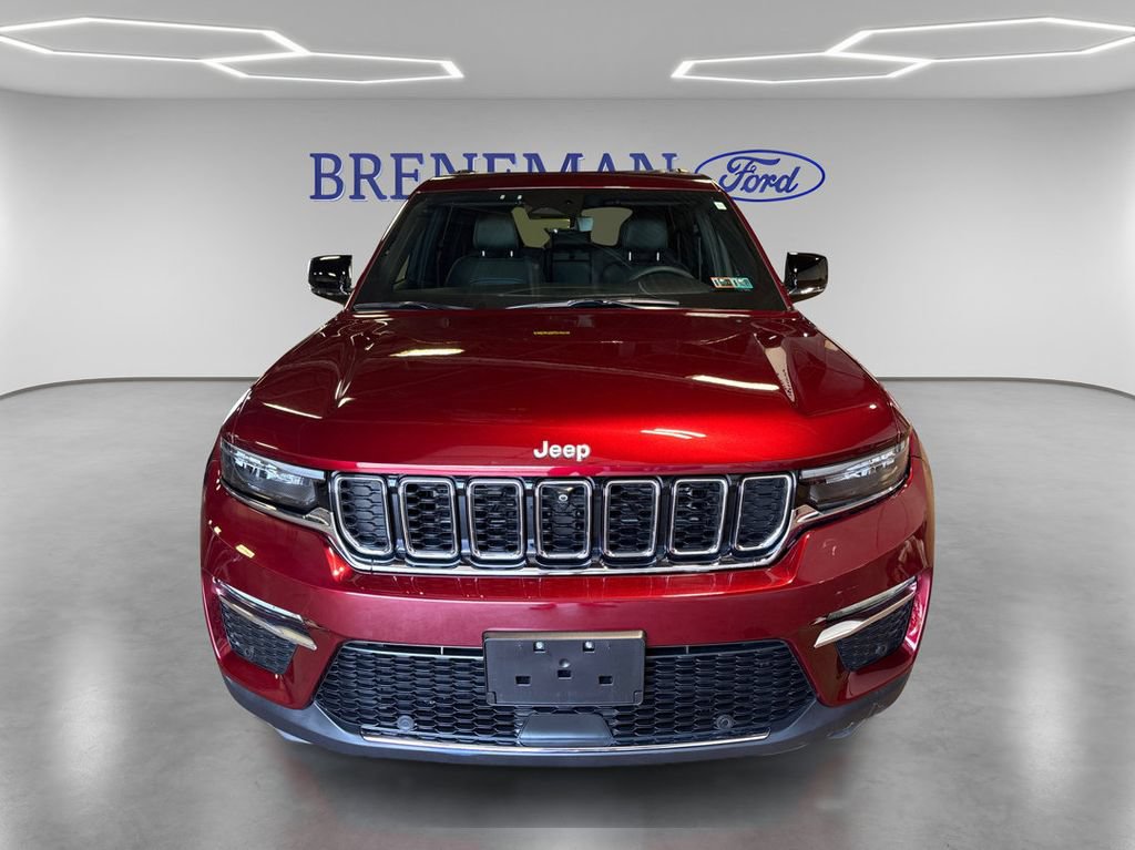 Used 2025 Jeep Grand Cherokee Limited AWD/4WD image 2