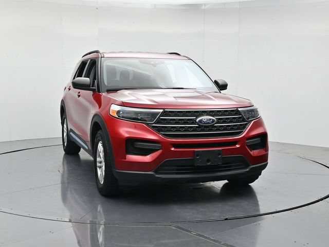 Certified 2023 Ford Explorer XLT RWD image 4
