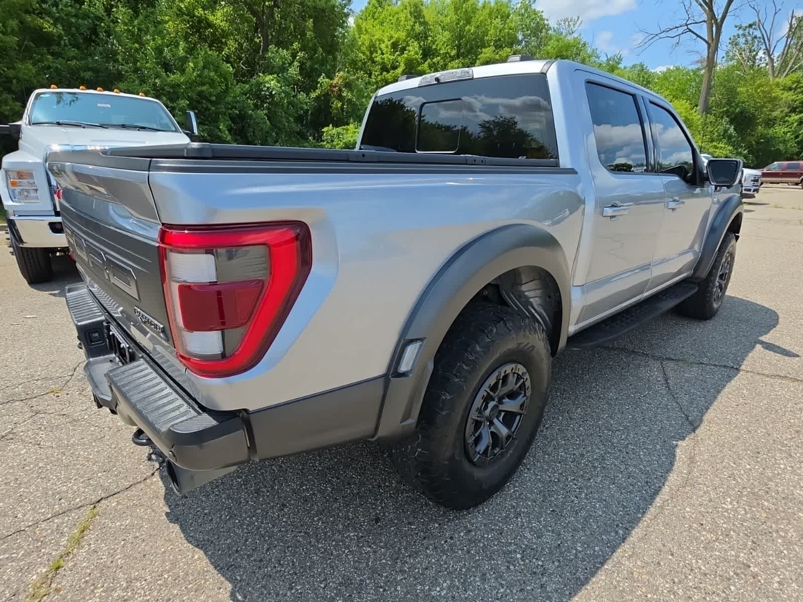 Certified 2022 Ford F150 Raptor w/ Raptor 37 Performance Package AWD/4WD image 6