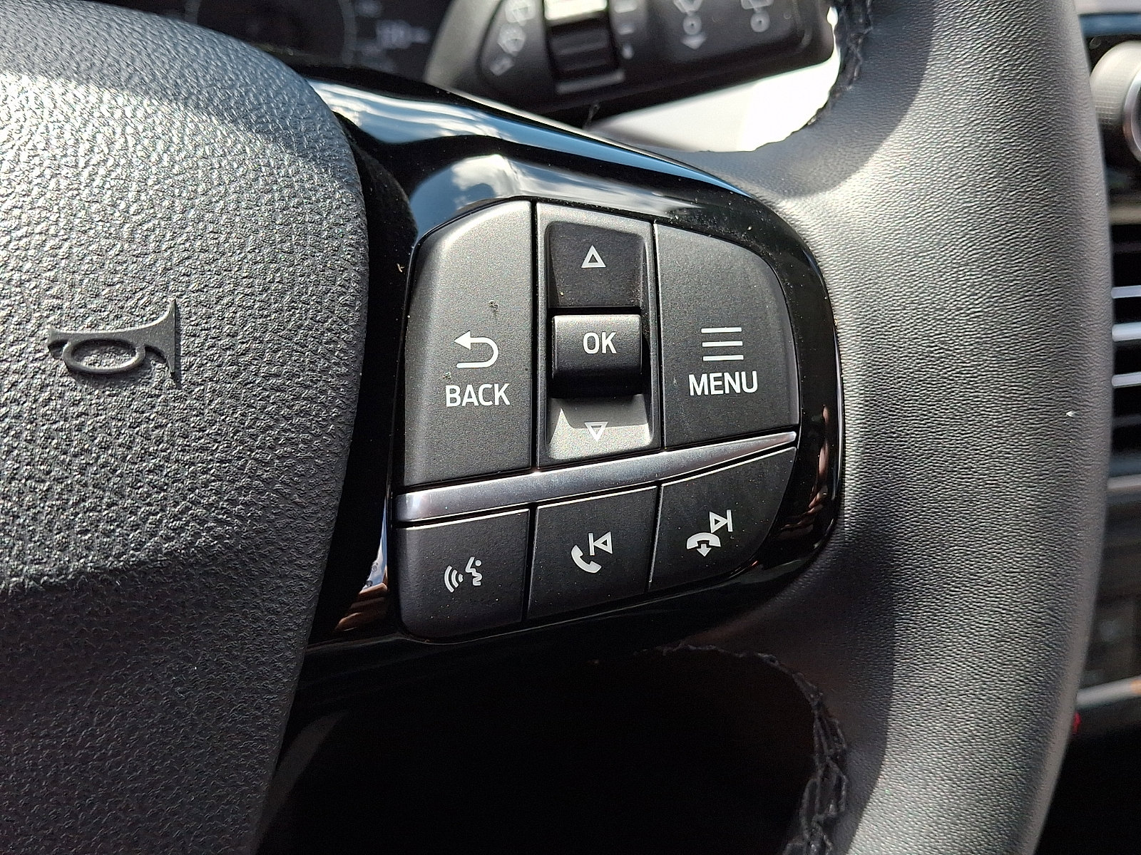 Certified 2022 Ford Escape SE w/ Convenience Package FWD image 28