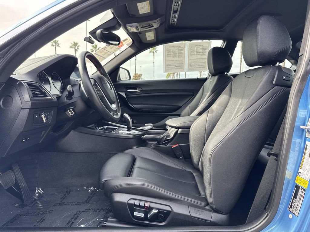 Used 2020 BMW 230i Coupe w/ Premium Package image 21