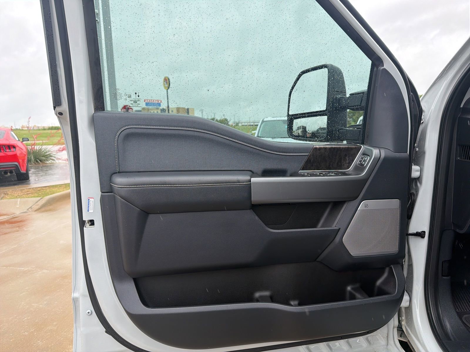 Certified 2025 Ford F250 Lariat w/ FX4 Off-Road Package image 14