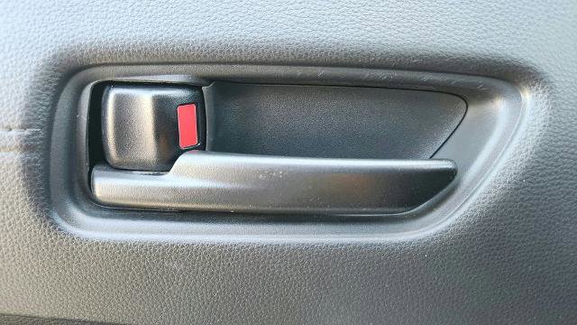 Used 2024 Toyota Corolla Cross AWD Hybrid image 21