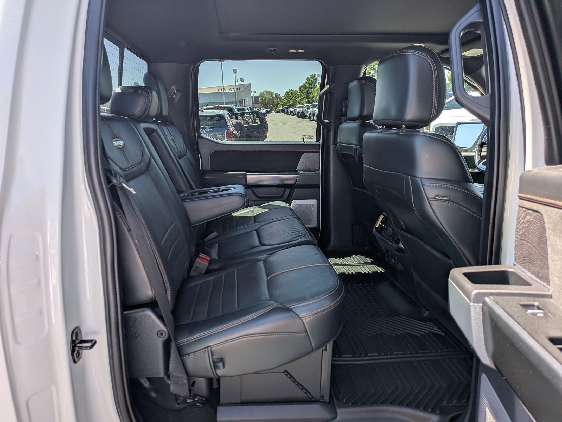 Certified 2023 Ford F150 Platinum w/ FX4 Off-Road Package AWD/4WD image 33