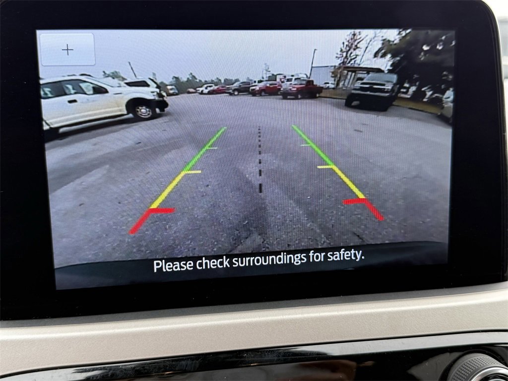 Certified 2022 Ford Escape SE w/ SE Sport Appearance Package image 26