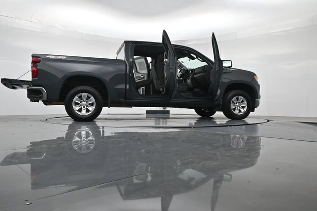 Used 2025 Chevrolet Silverado 1500 LT AWD/4WD image 55