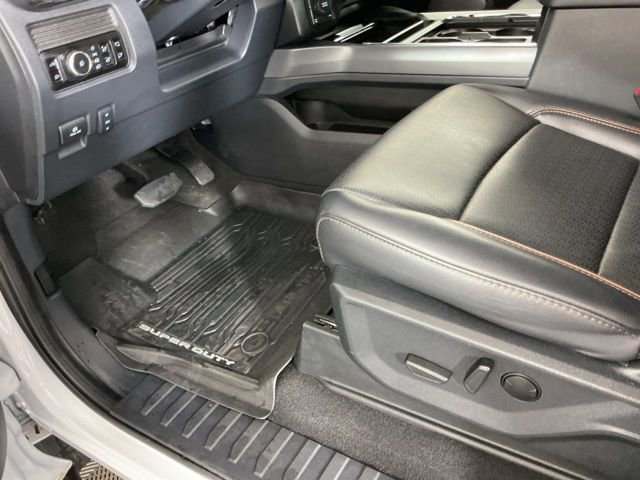 Certified 2025 Ford F350 Lariat w/ FX4 Off-Road Package AWD/4WD image 18
