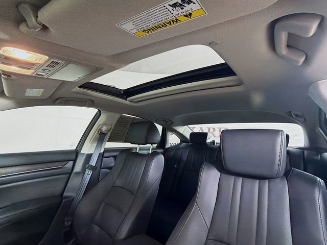 Used 2020 Honda Accord Touring image 26