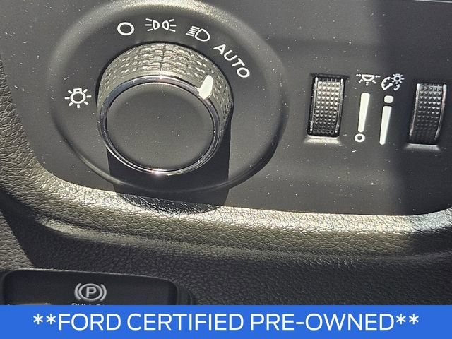 Used 2025 Jeep Grand Cherokee L Altitude RWD image 30