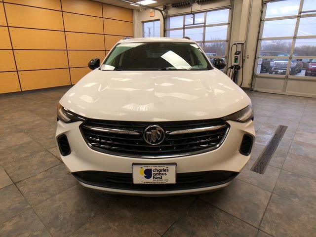 Used 2022 Buick Envision Essence w/ Sport Touring Package image 2