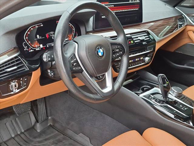 Used 2023 BMW 530i xDrive w/ Premium Package AWD/4WD image 9