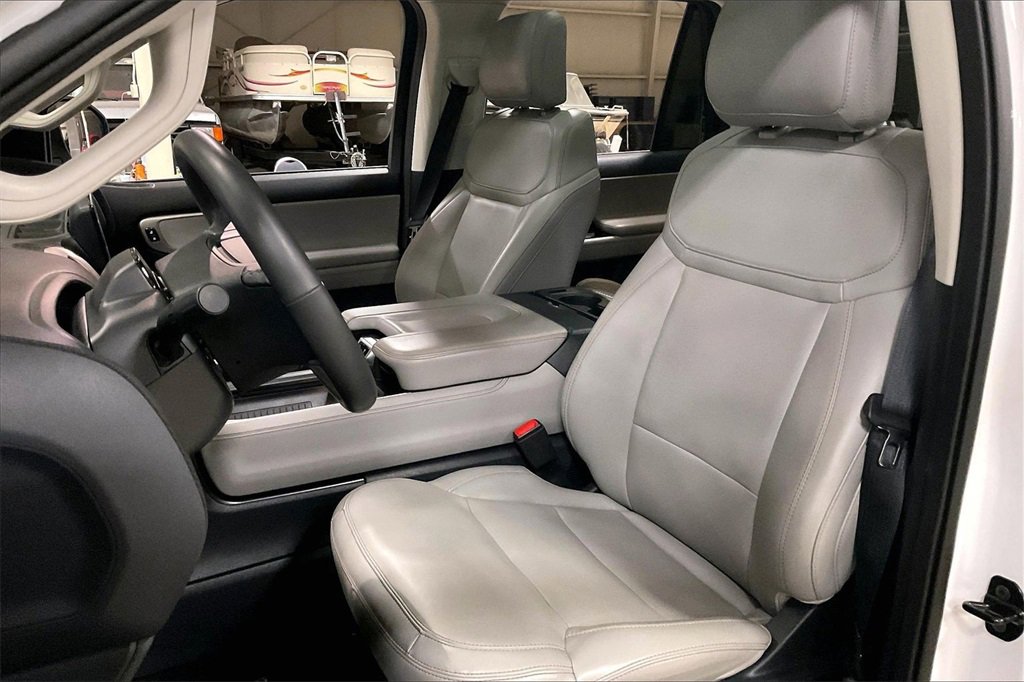 Certified 2025 Ford Expedition Max Active image 24