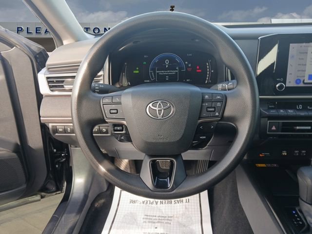 Used 2025 Toyota Camry LE FWD image 12