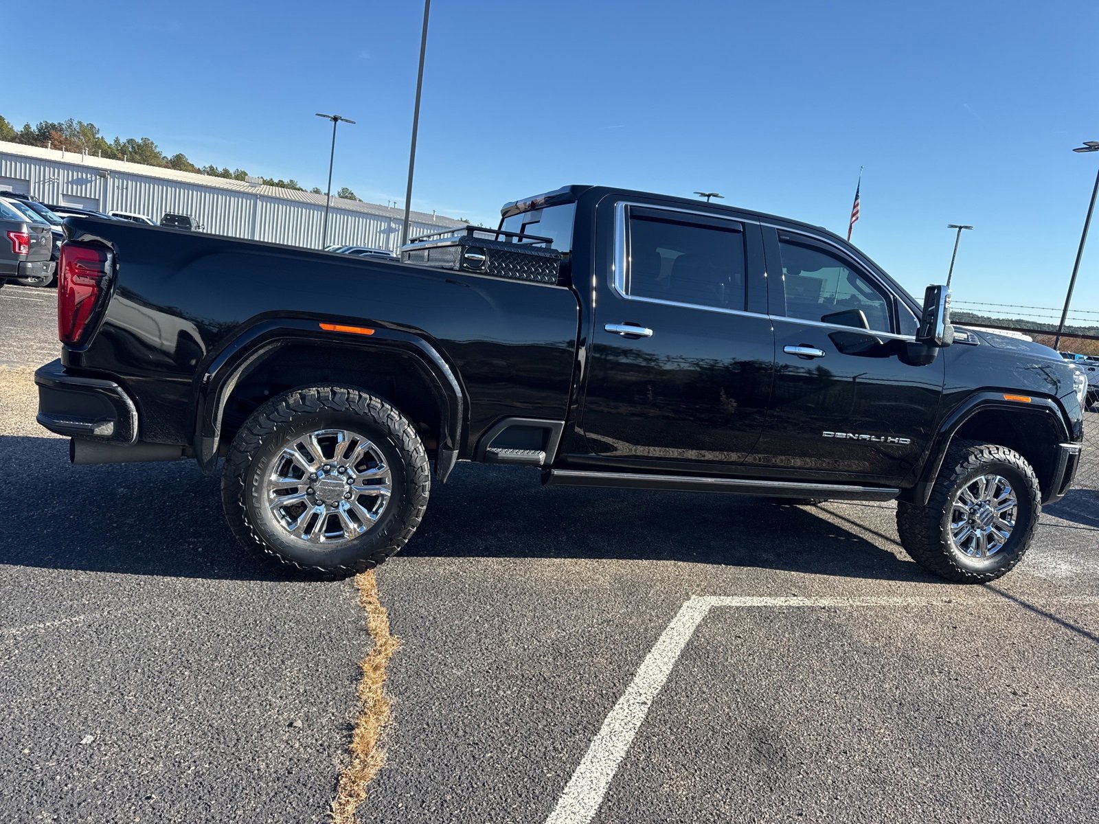 Used 2024 GMC Sierra 2500 Denali Ultimate w/ Max Trailering Package image 6