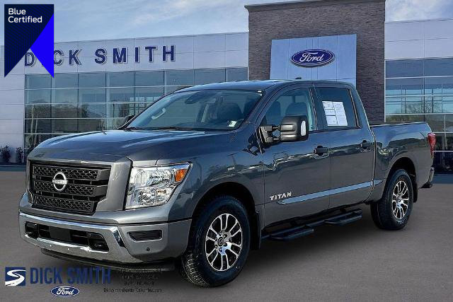 Used 2024 Nissan Titan SV w/ SV Convenience Package image 1