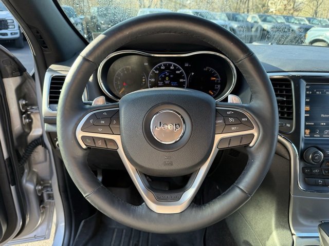 Used 2017 Jeep Grand Cherokee Altitude image 14