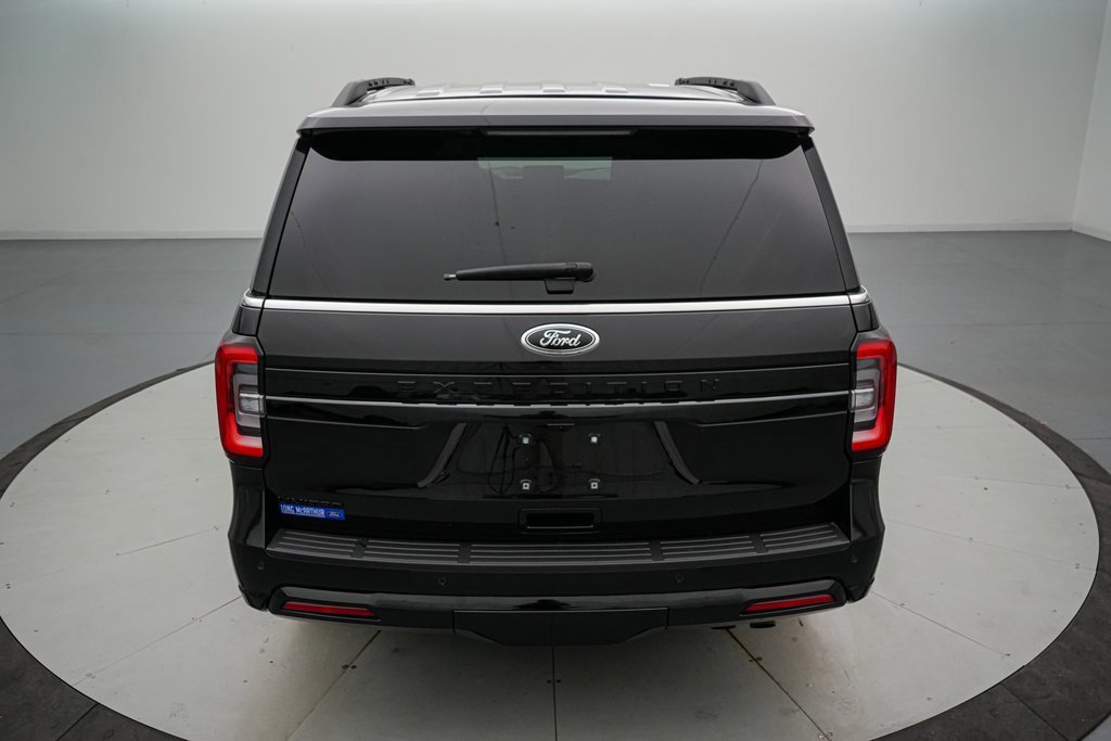 Certified 2024 Ford Expedition Limited image 4