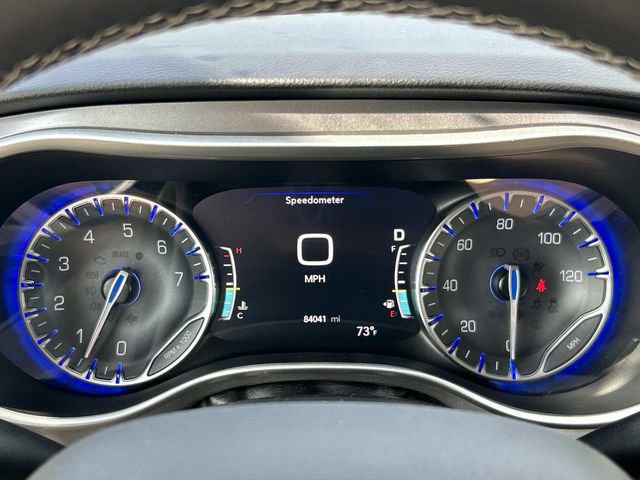 Used 2022 Chrysler Pacifica Touring-L FWD image 45