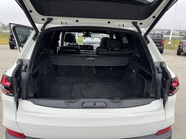 Used 2025 BMW X5 xDrive50e image 35