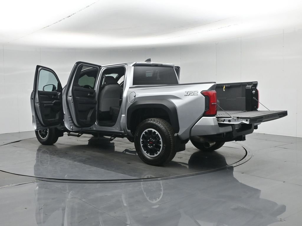 Used 2025 Toyota Tacoma TRD Off-Road image 57