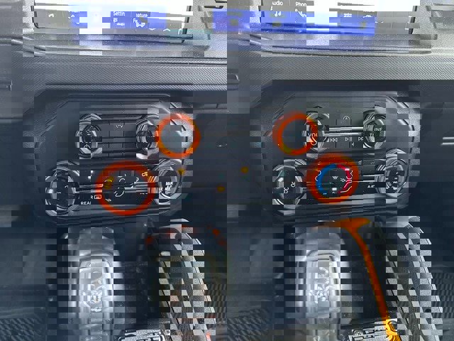 Certified 2024 Ford Bronco Badlands image 25