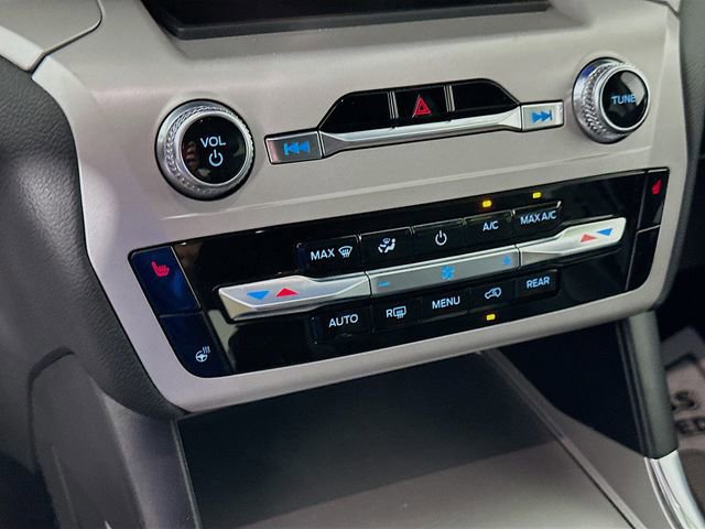 Certified 2023 Ford Explorer XLT w/ Equipment Group 202A image 24