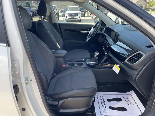 Used 2024 Kia Seltos S AWD/4WD image 19