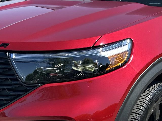 Certified 2024 Ford Explorer ST-Line w/ Class IV Trailer Tow Package AWD/4WD image 9