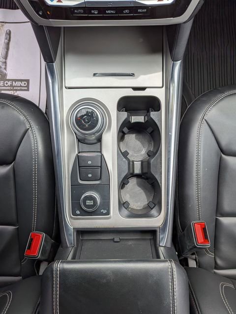 Certified 2023 Ford Explorer XLT w/ Equipment Group 202A AWD/4WD image 13