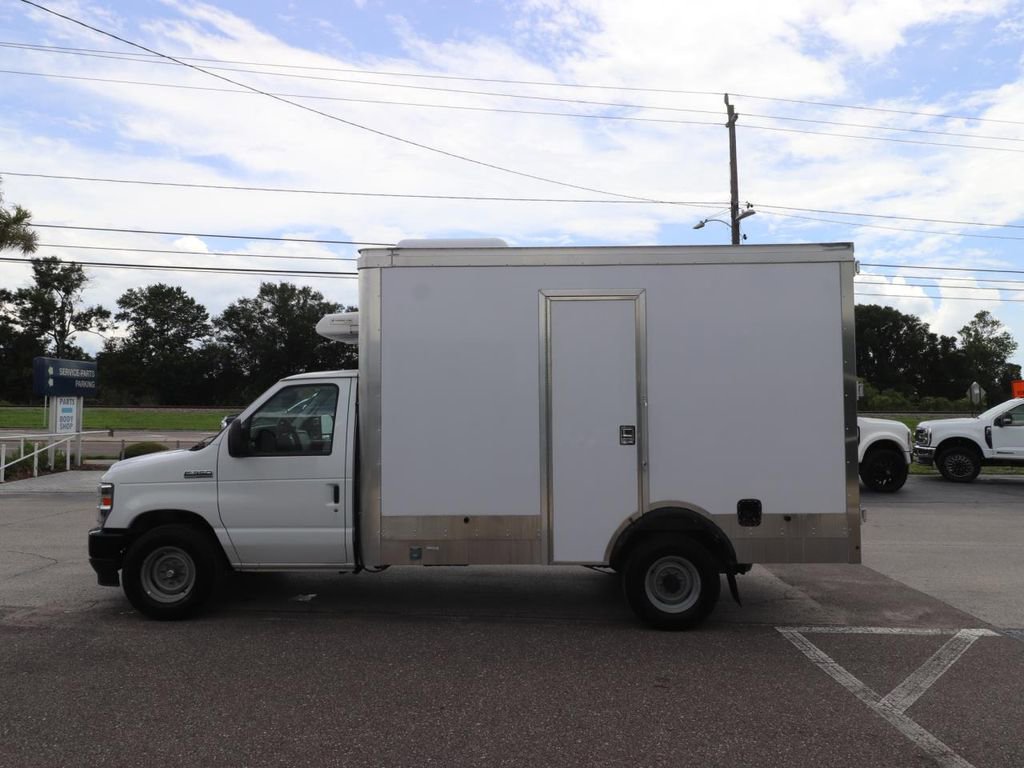 Certified 2024 Ford E-350 and Econoline 350 Super Duty w/ Power Windows & Locks Group RWD image 14