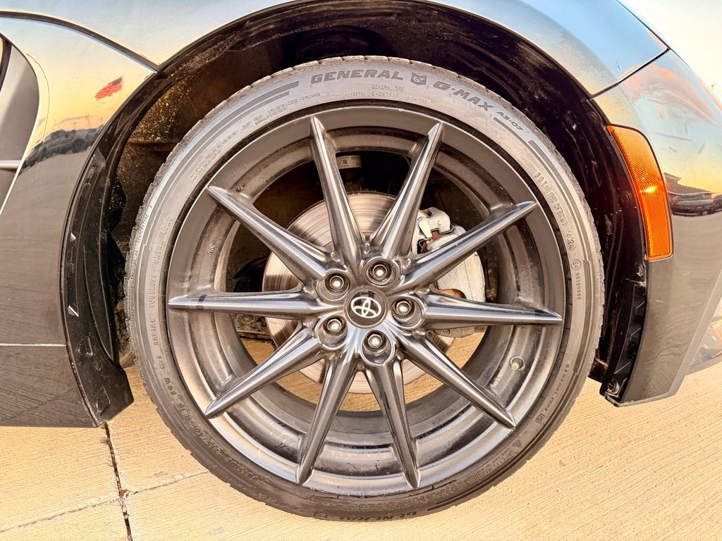 Used 2024 Toyota GR86 Premium RWD image 10
