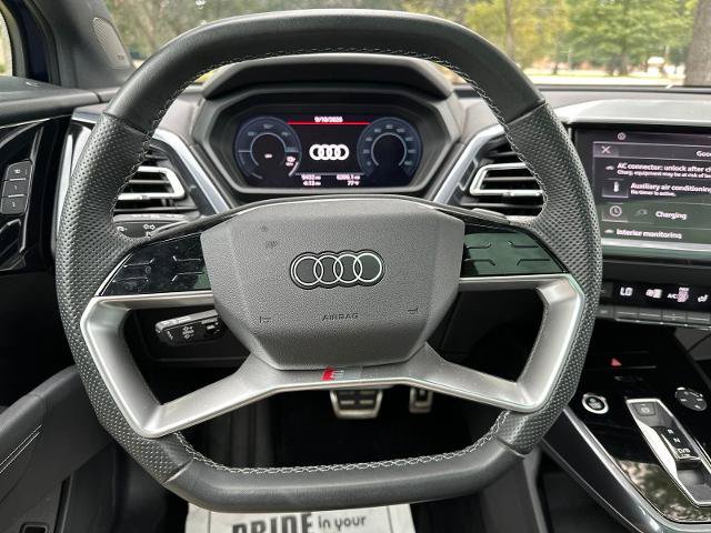 Used 2025 Audi Q4 e-tron Premium Plus AWD/4WD image 12