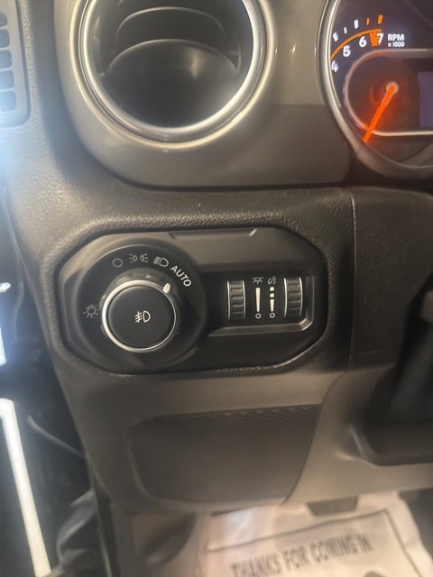 Used 2020 Jeep Wrangler Unlimited Sahara w/ Uconnect 4C Nav & Sound Group image 11