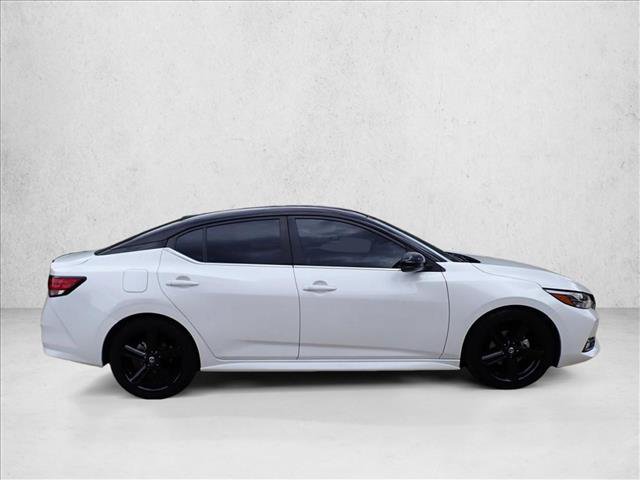Used 2022 Nissan Sentra SR w/ Midnight Edition FWD image 8