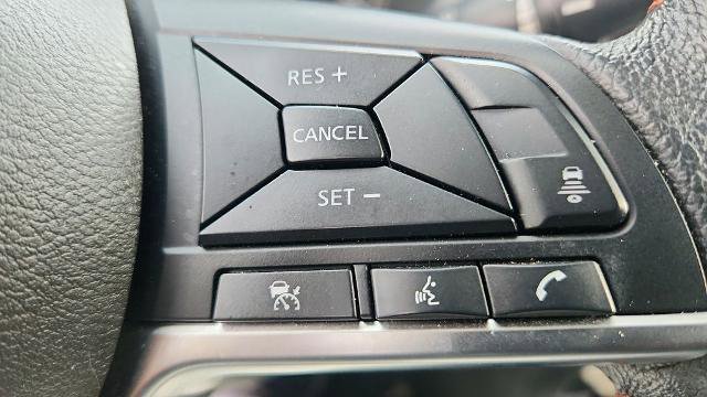 Used 2024 Nissan Kicks SR image 21