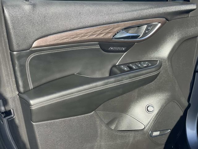 Used 2021 Buick Envision Avenir w/ Technology Package II image 18