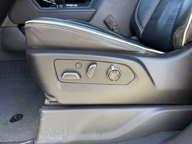 Used 2022 GMC Sierra 1500 AT4X image 9