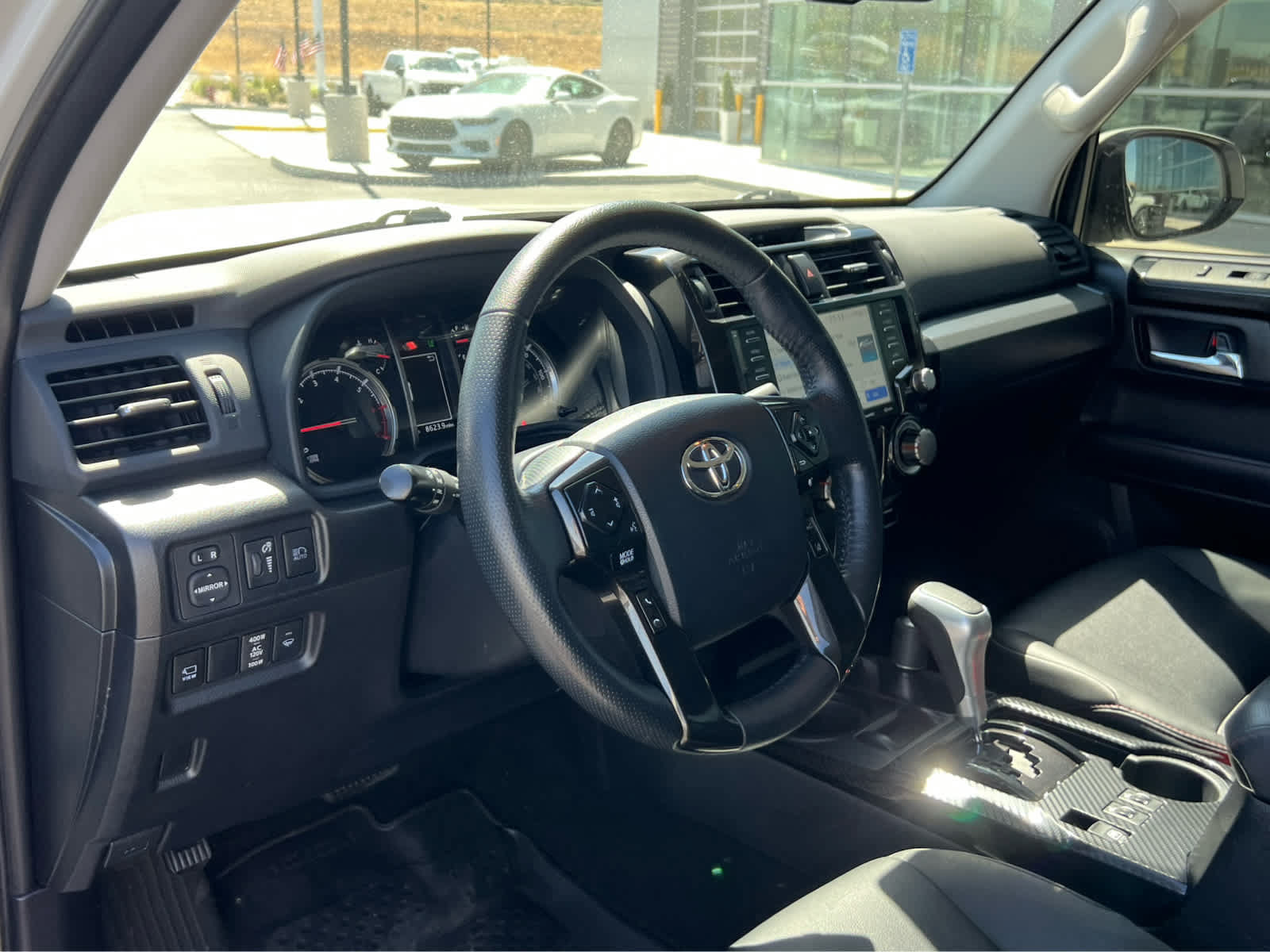 Used 2023 Toyota 4Runner TRD Off-Road Premium w/ Off Road Premium Plus Package AWD/4WD image 29