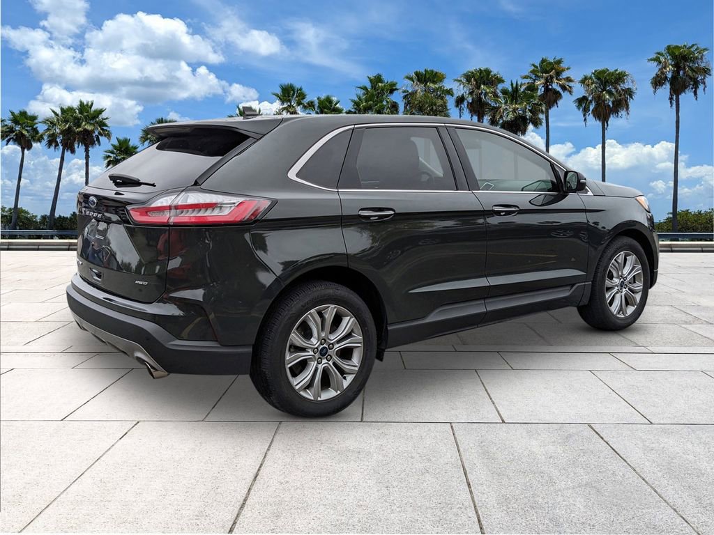 Certified 2022 Ford Edge Titanium w/ Equipment Group 301A image 9