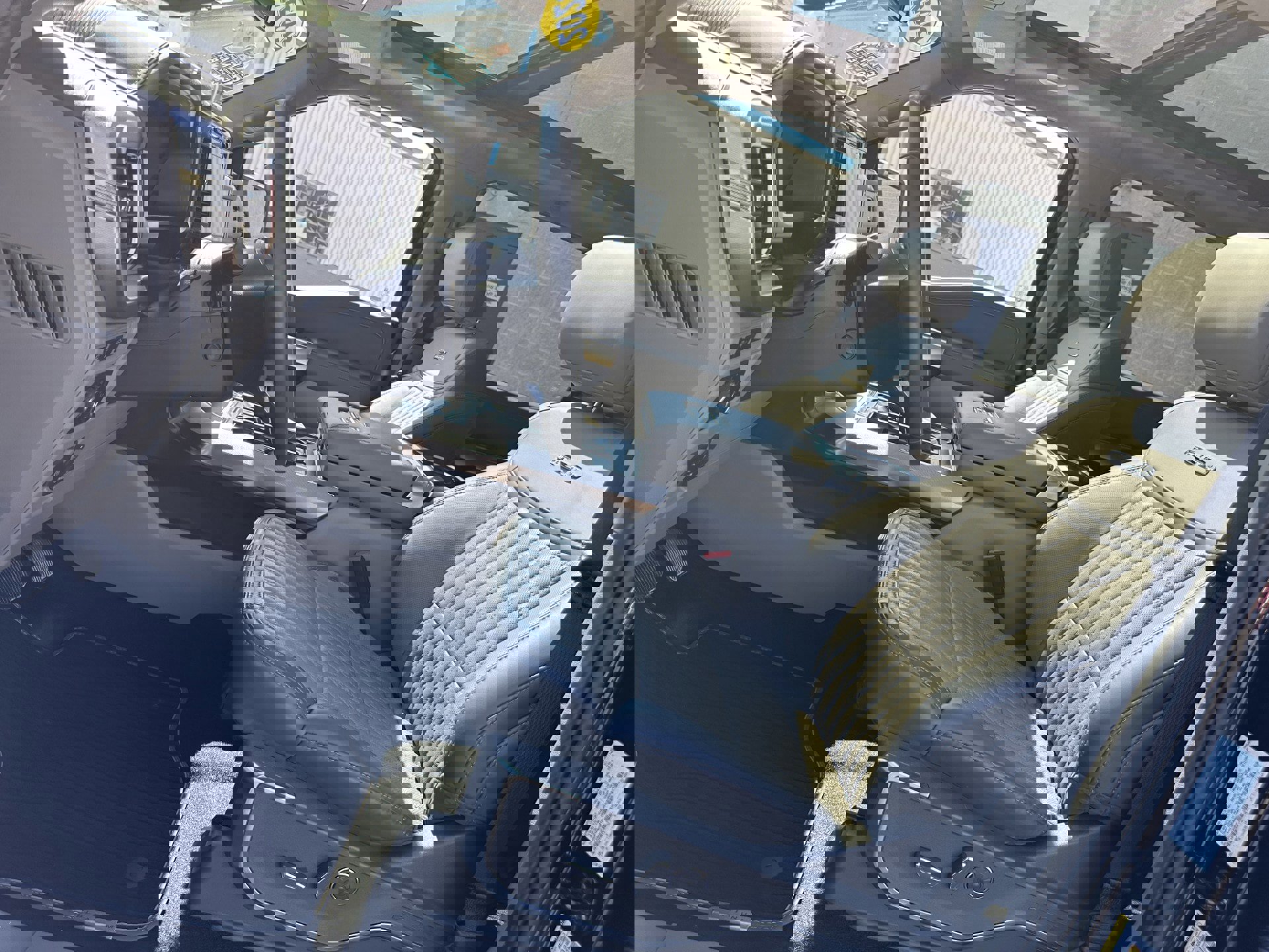 Certified 2024 Ford F150 Platinum w/ Equipment Group 703A Plus image 9