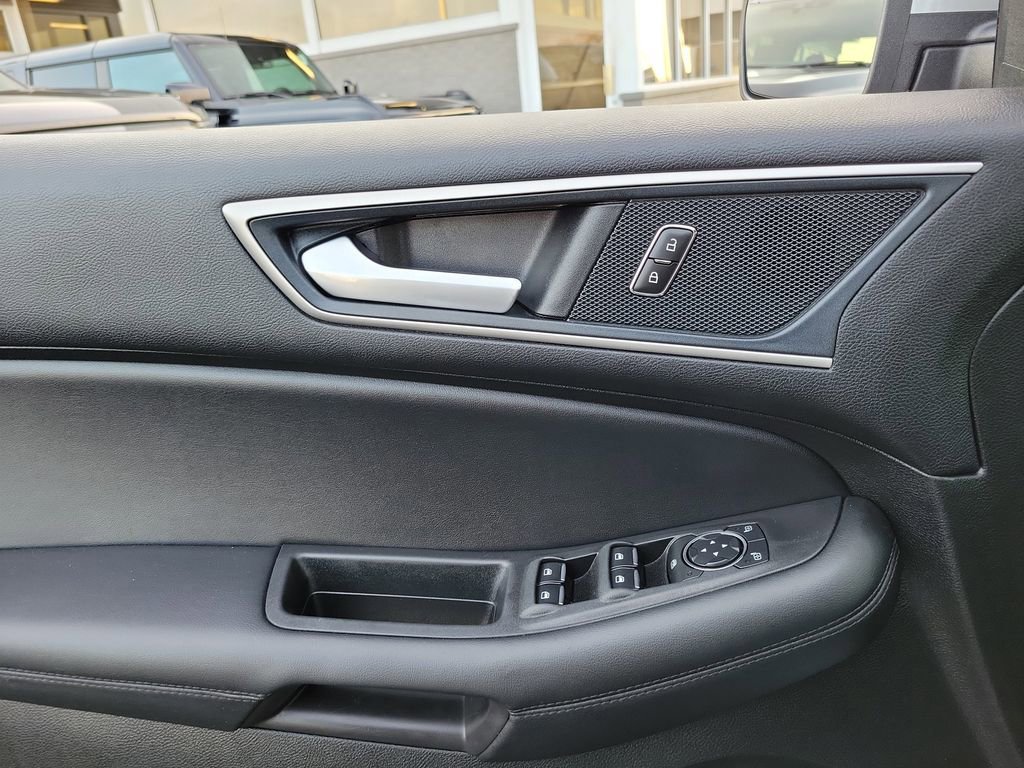 Certified 2024 Ford Edge SEL image 18