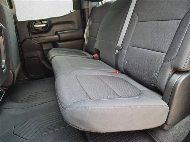 Used 2021 Chevrolet Silverado 1500 Custom Trail Boss w/ LPO, Dark Essentials Package AWD/4WD image 17