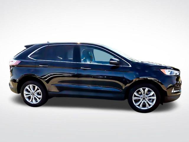 Certified 2024 Ford Edge Titanium AWD/4WD image 7