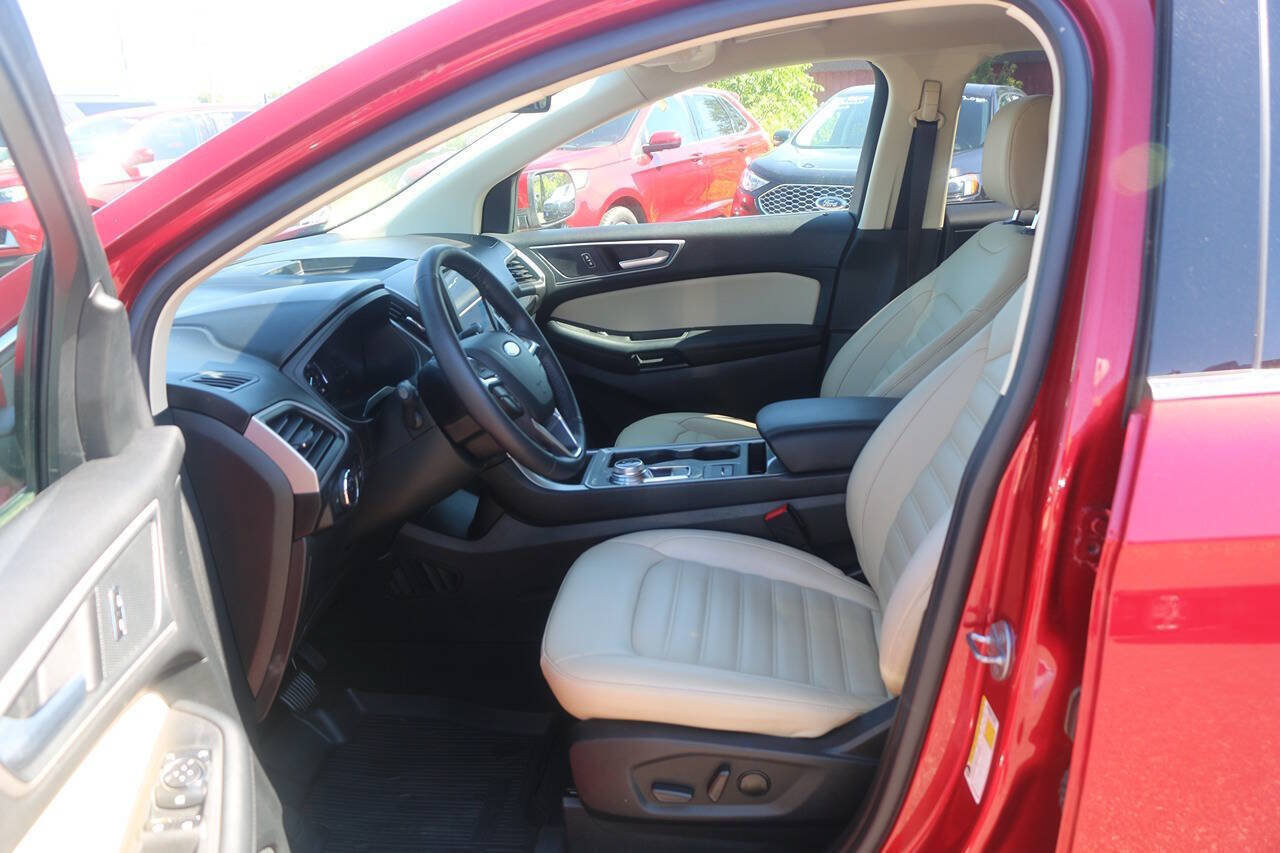 Certified 2023 Ford Edge SEL w/ Convenience Package AWD/4WD image 34