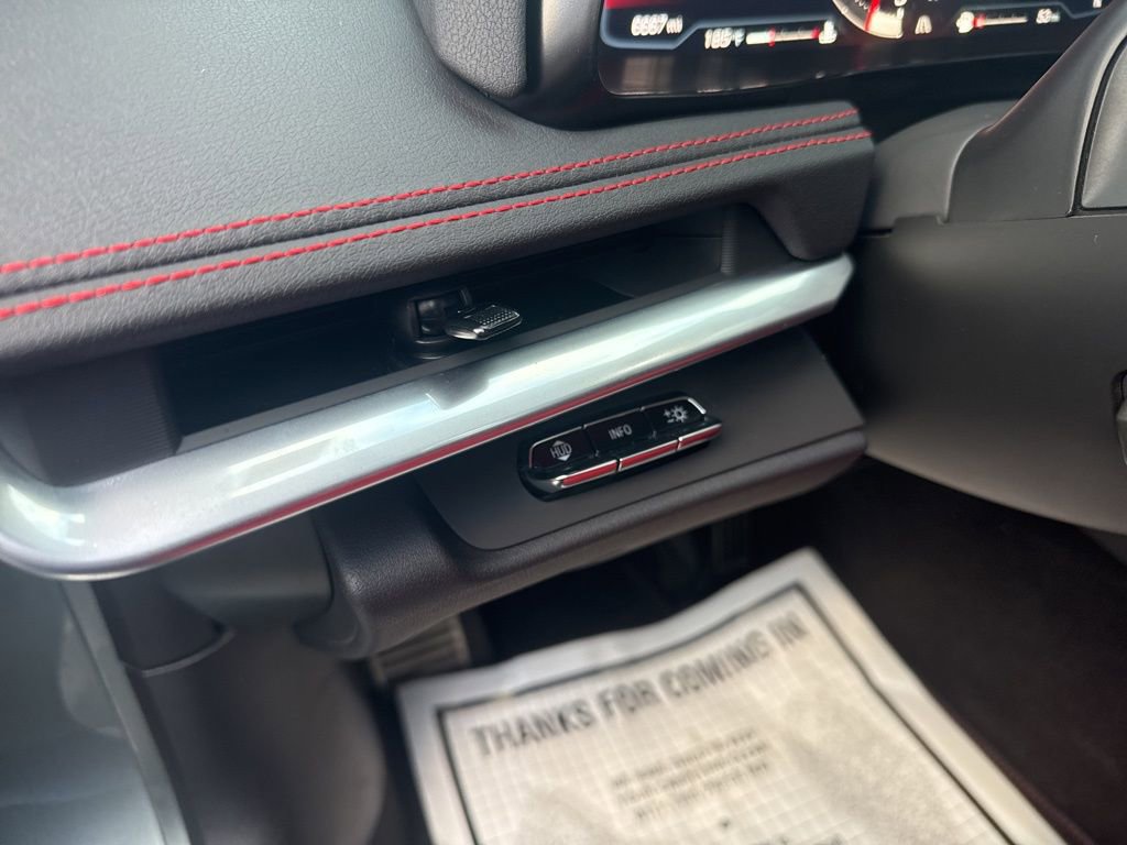 Used 2023 Chevrolet Corvette Stingray w/ Z51 Performance Package image 17