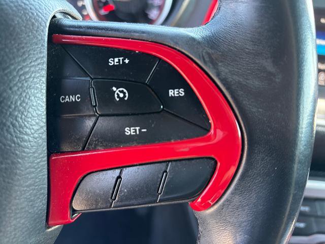 Used 2019 Dodge Challenger SXT image 9