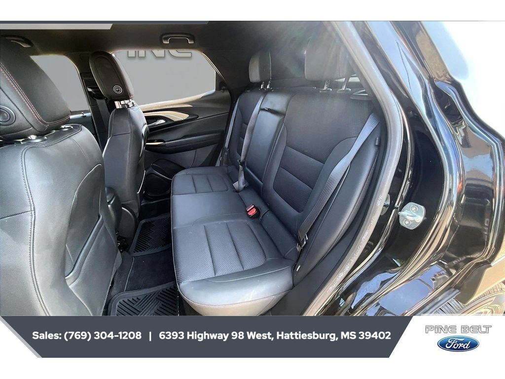 Used 2022 Chevrolet TrailBlazer RS w/ Convenience Package FWD image 19