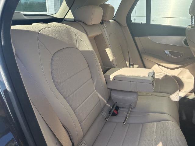 Used 2022 Mercedes-Benz GLC 300 image 27