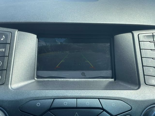 Certified 2018 Ford Edge SE w/ Cargo Accessory Package FWD image 18