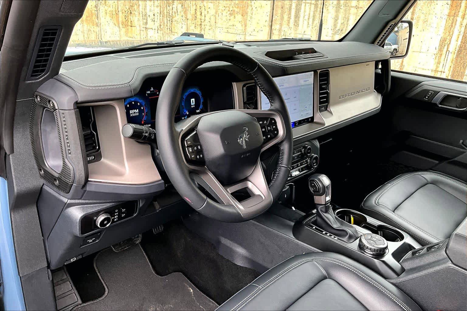 Certified 2025 Ford Bronco Outer Banks AWD/4WD image 18